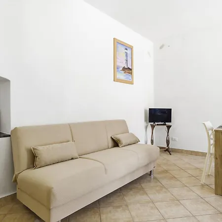 Hostdomus - Happy Apartment Finale Ligure